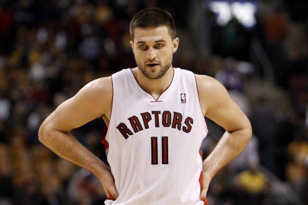 L.Kleiza įmetė 12 taškų, bet „Raptors“ pralaimėjo
