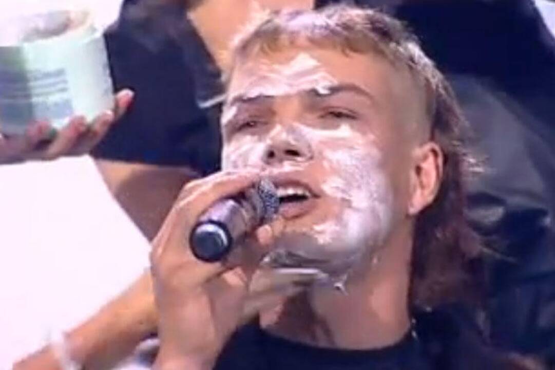 Ekstremalūs Grūdo pokyčiai – stebint 100 žmonių