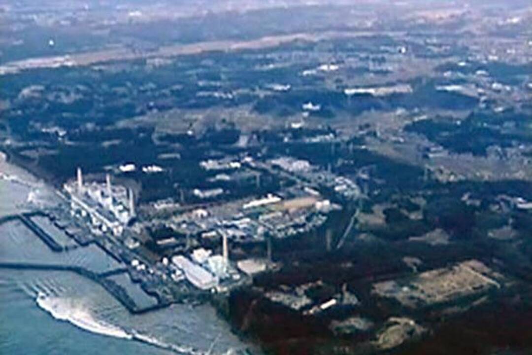 Išplatinta medžiaga, kaip cunamis užlieja Fukušimos AE