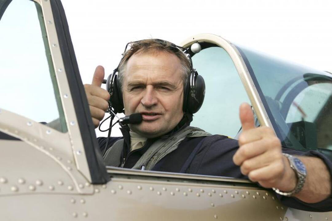 Policininką sužalojęs lakūnas J.Kairys neteko teisės vairuoti 1,5 metų