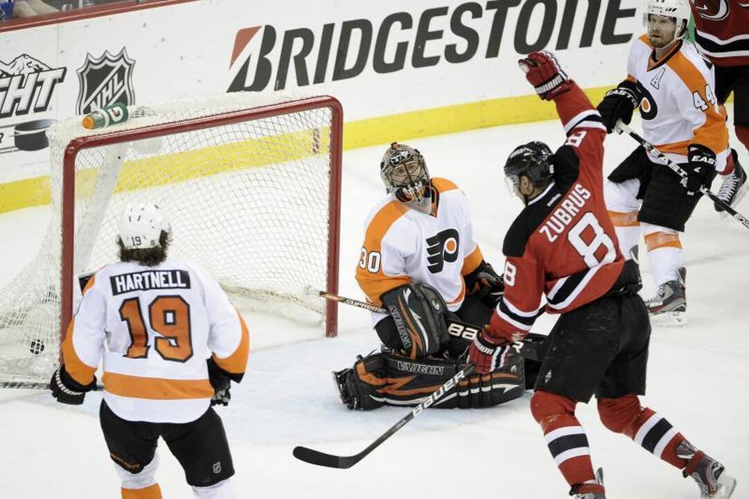 NHL atšaukė visas priešsezonines rungtynes 