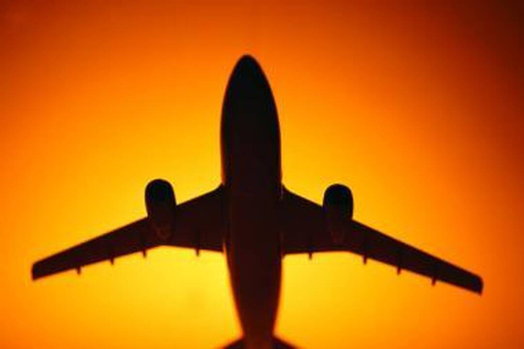 Pilotas pamiršo, kur skrenda