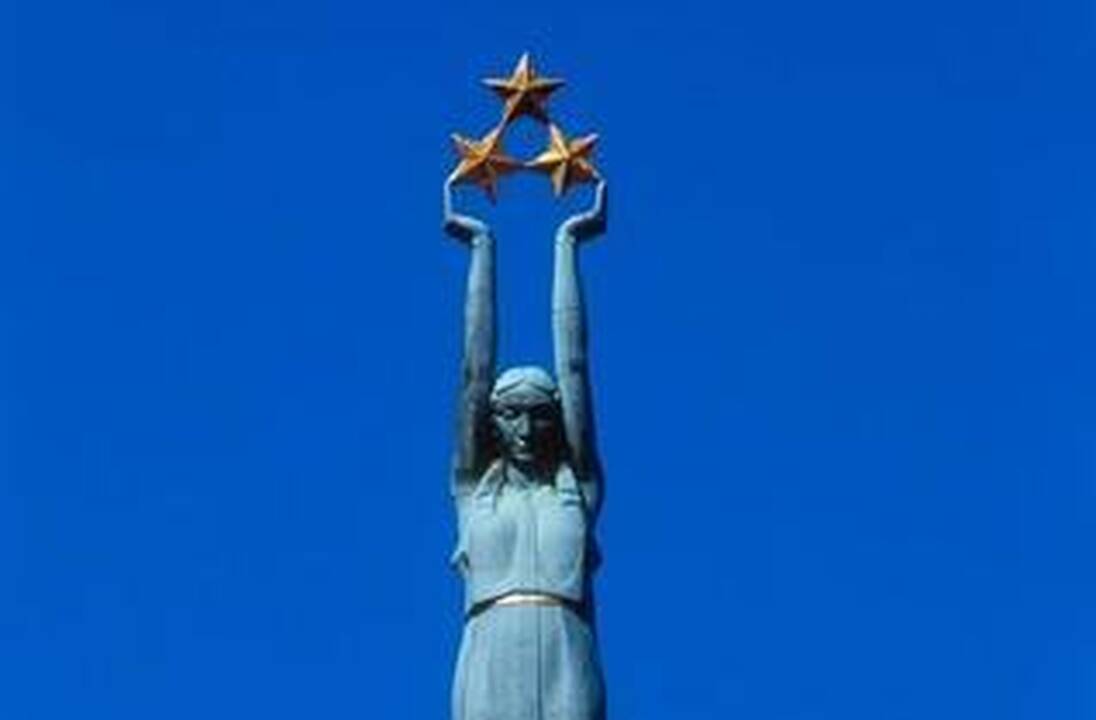 Už rusų kalbos įteisinimą rašosi aktyviai