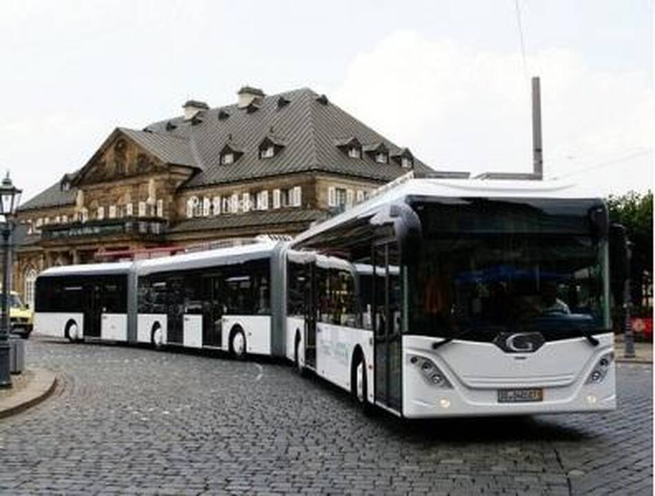  Hanoveryje pristatomas ilgiausias pasaulyje autobusas