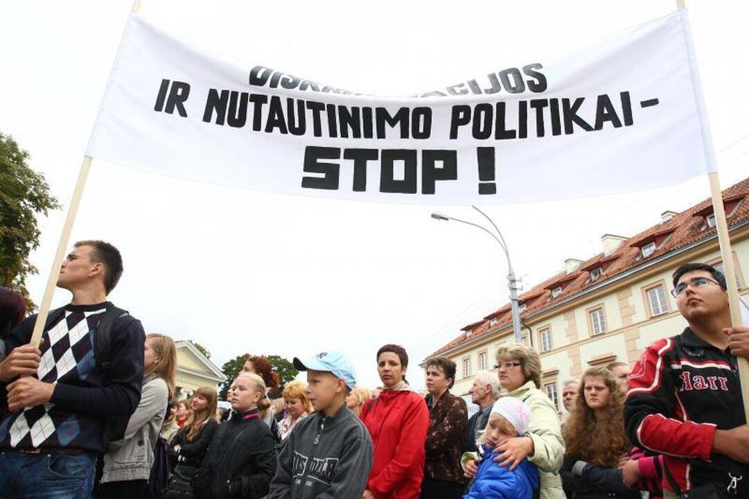 Vilniaus rajono savivaldybė: grėsmės lietuviškoms mokykloms nėra