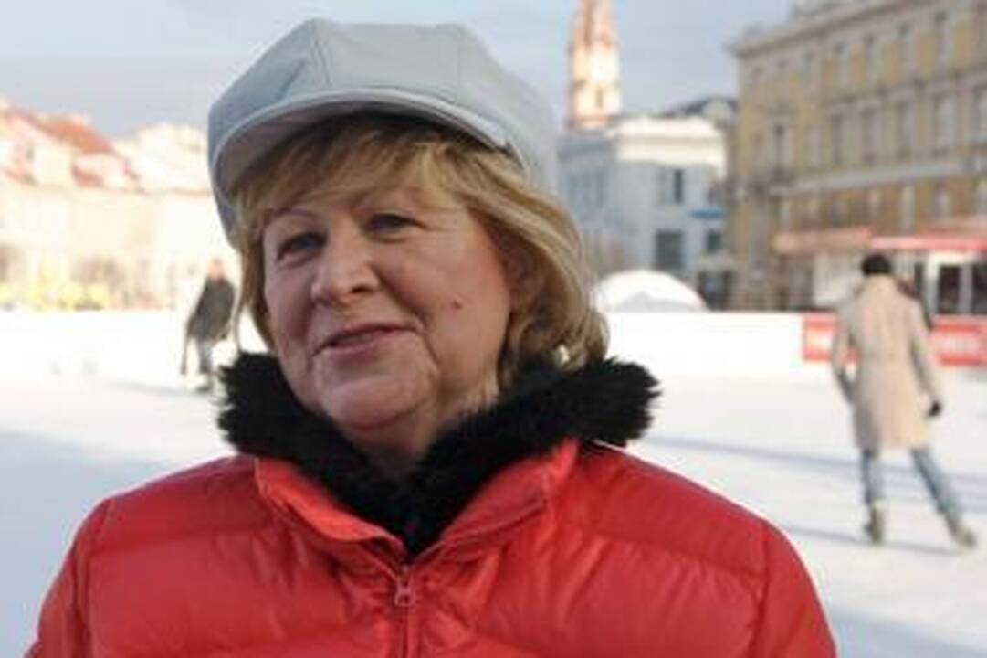 Čiuožykloje prie Rotušės - paskutinis čiuožėjų pasirodymas