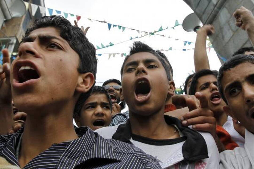 Pakistane protestuojantys dėl O.Bin Ladeno nužudymo skandavo "Mirtis Amerikai"