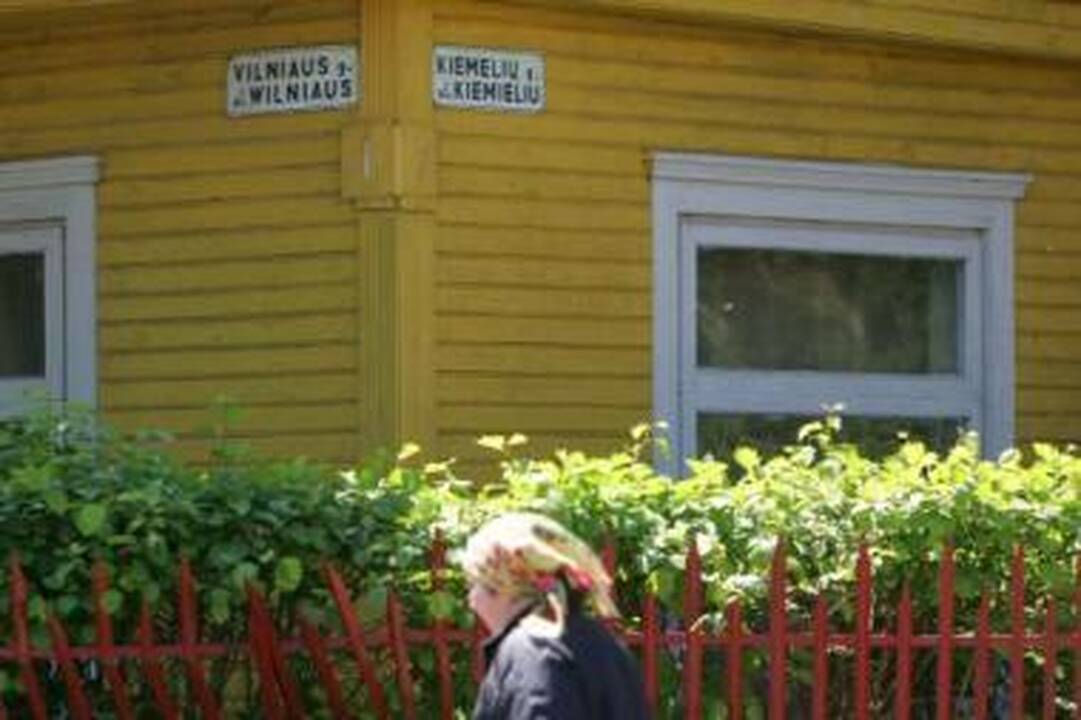 Lietuvos diplomatas priekaištauja Lenkijos pareigūnui dėl vidinės kultūros