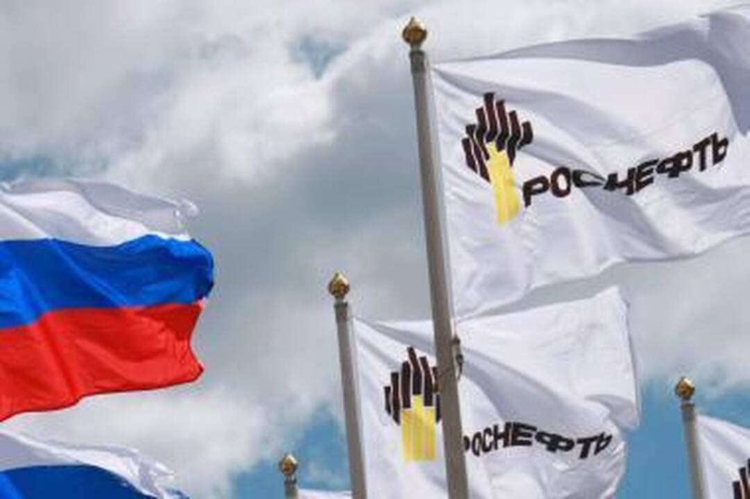 JAV deportuotas Rusijos šnipas įsidarbino naftos bendrovėje "Rosneft"
