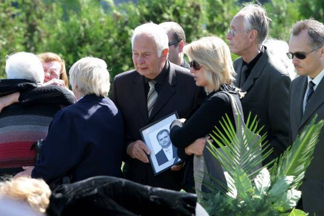 Belgijos princesę stebina keista A.Ūso mirtis  