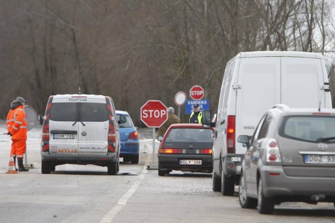 Potvynio zonoje savaitgalį gelbėjimo darbų vykdyti neteko