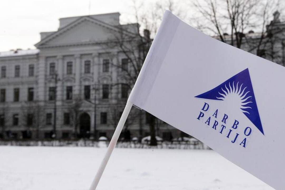 Teismas imsis skundo dėl „darbiečių ir „tvarkiečių" jungtuvių