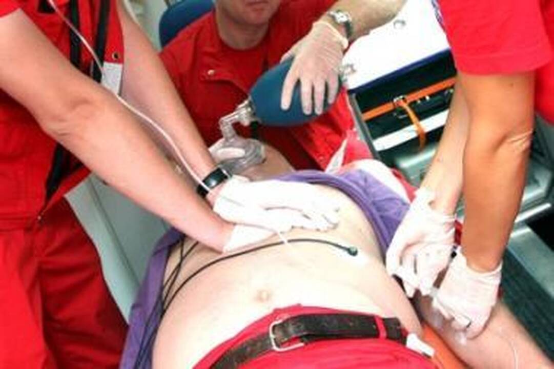 Ligoninėje atsidūrė vyro sužalota ir komos ištikta moteris