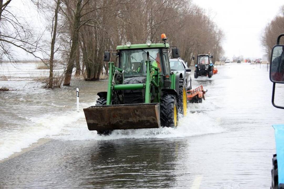 Rusnės salą užliejo netikėta potvynio banga (papildyta 14:37 val.)