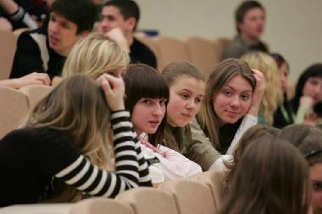 Pasibaigus vasarai - konkursas studentams