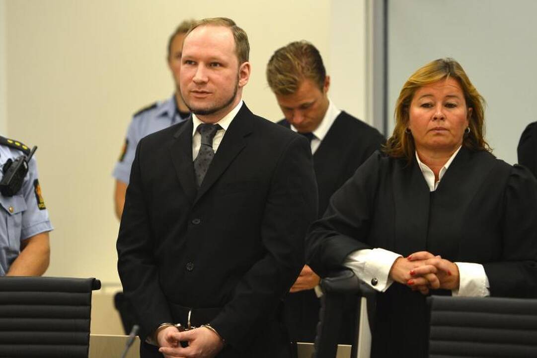 77 žmones nužudęs A.B.Breivikas kalės 21 metus, jis nutarties neskųs