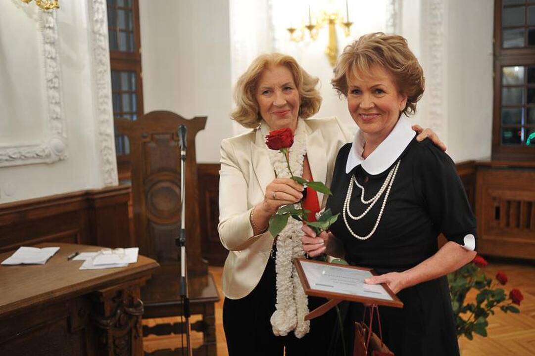 Apdovanotos Kauno miestui nusipelniusios moterys