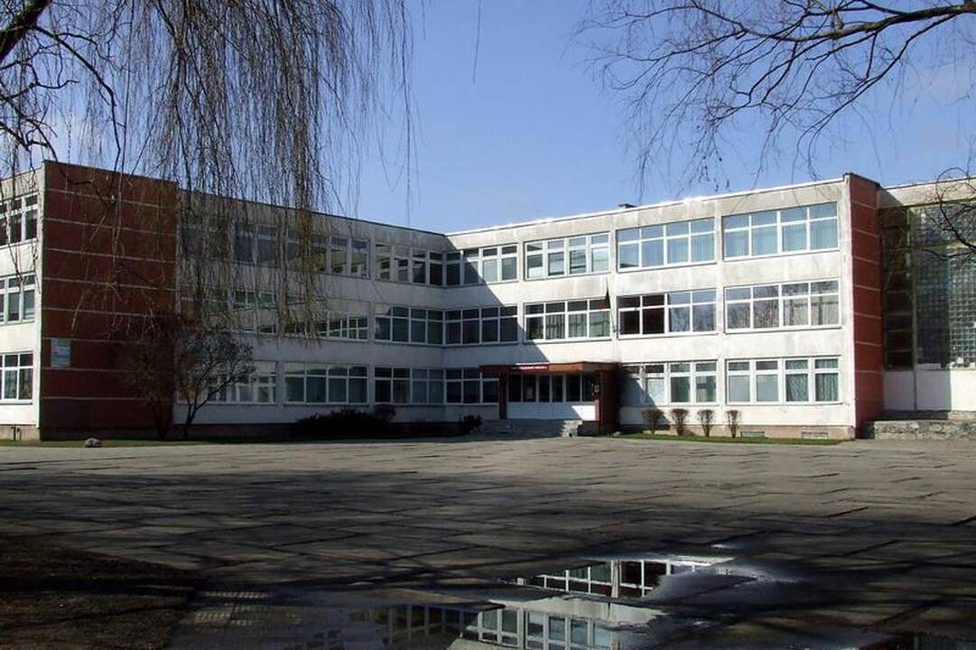 Vilniuje prie mokyklos sumuštas moksleivis