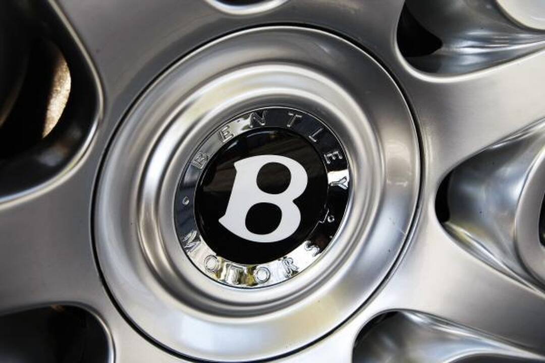 „Bentley“ planuose – „mažyliai“