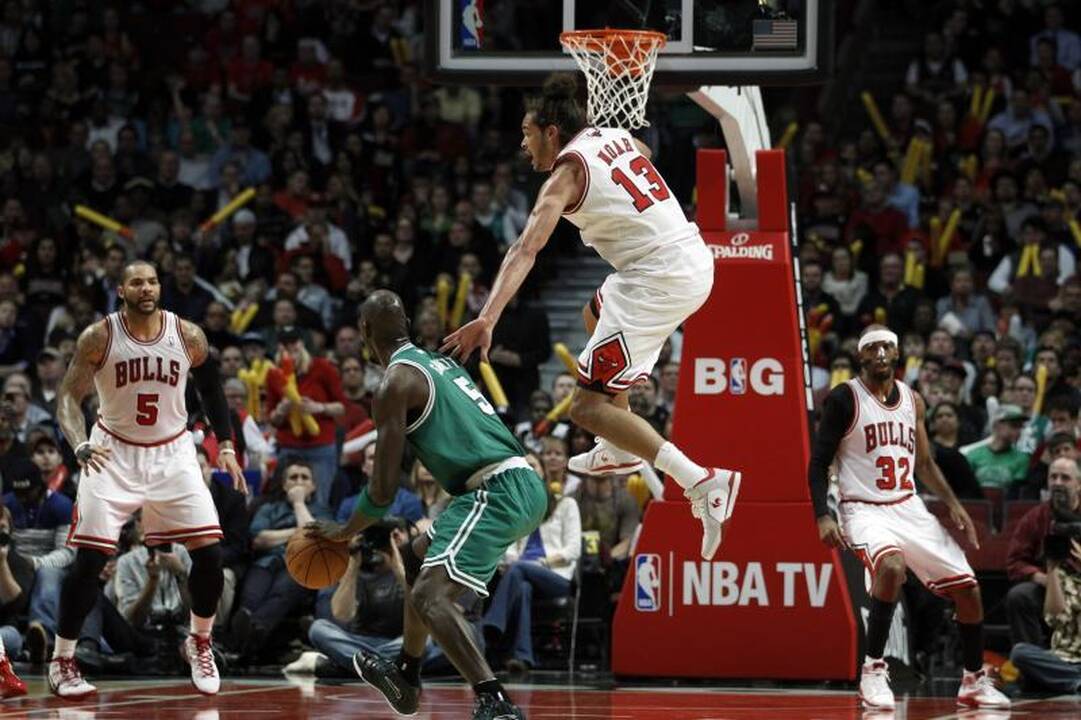 „Bulls“ krepšininkai Čikagoje įveikė „Celtics“