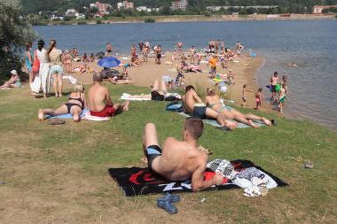 Lampėdžio ežere ir Nemune maudytis jau galima