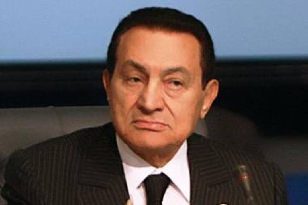 Sulaikytas buvęs Egipto prezidentas H.Mubarakas ir du jo sūnūs 
