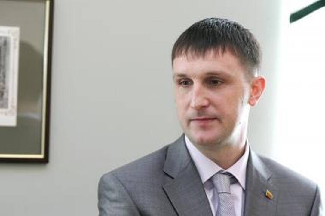 Gali būti prašoma panaikinti A.Sacharuką neliečiamybę (papildyta 14.30 val.)