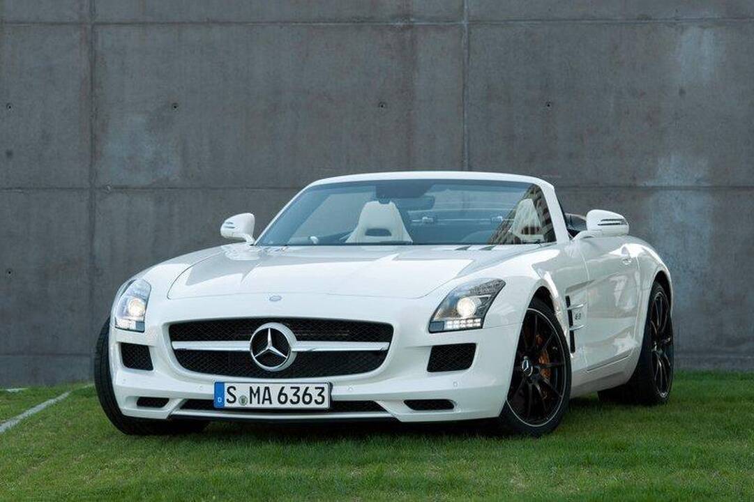 Ar turite laisvus 700 tūkst. Lt naujajam "Mercedes SLS AMG"?