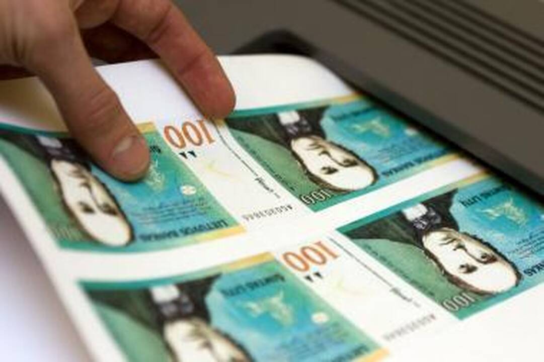 Molėtų gyventojas litus gamino namie