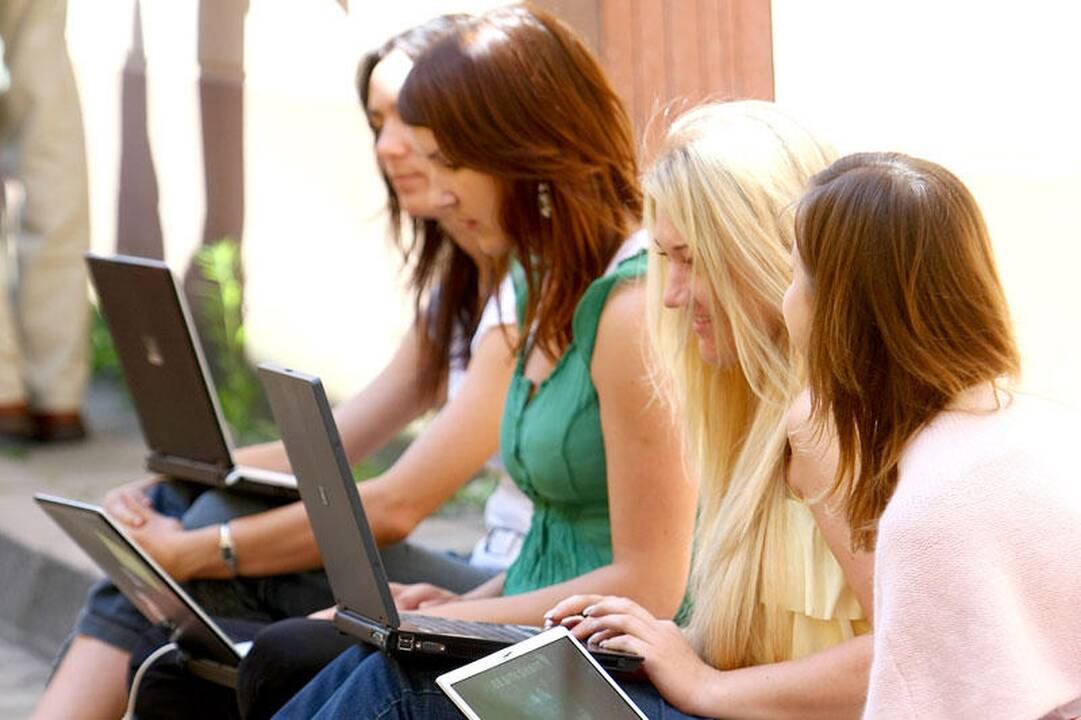 Moksleiviai kviečiami laimėti stipendiją studijoms Pietų Korėjoje