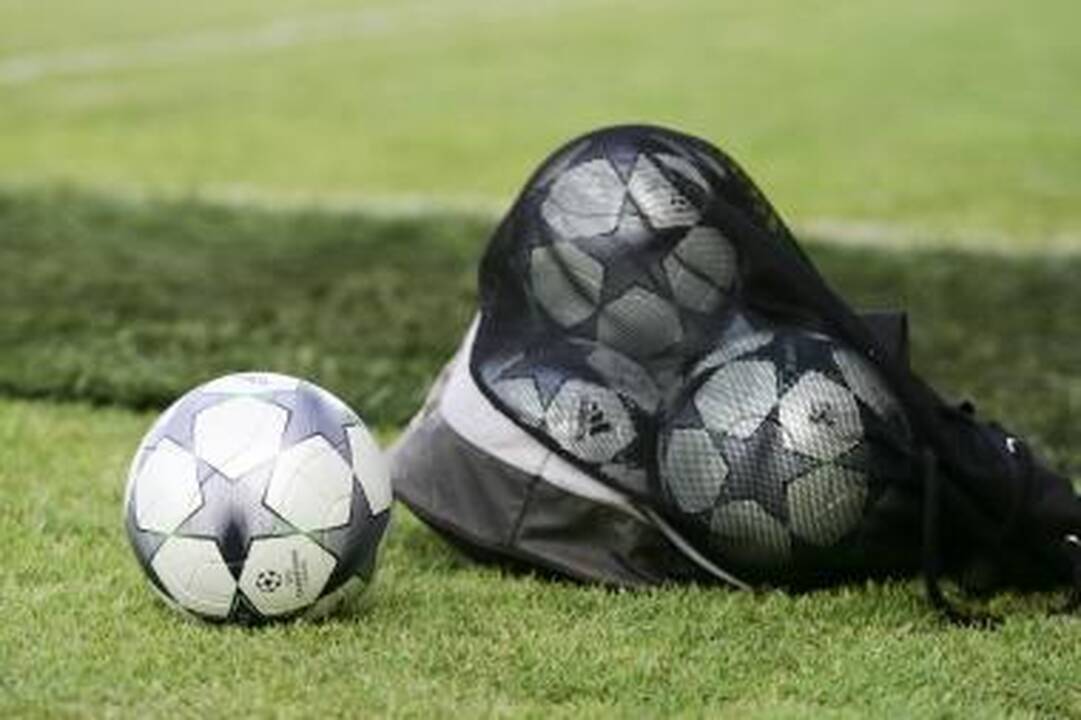 Dėl "Vėtros" ateities sunerimo ir Futbolo federacija