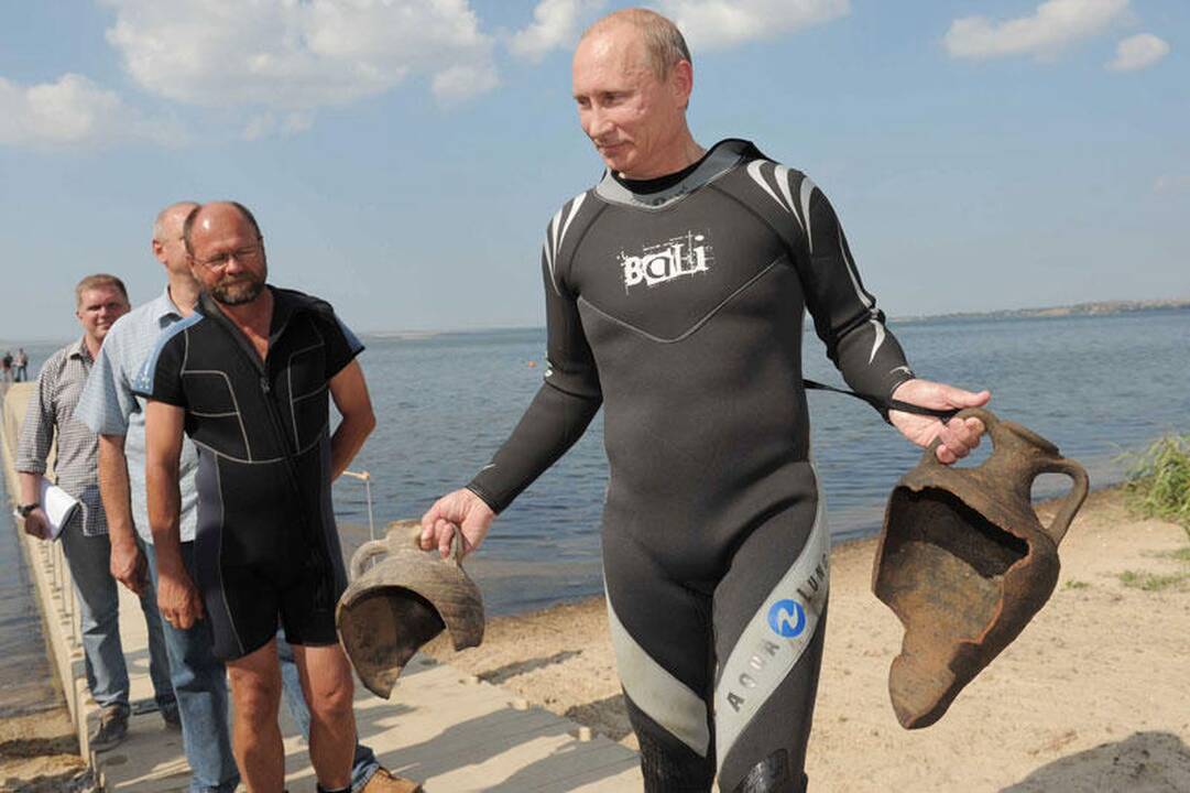 Apklausa: V.Putinas pripažintas „Metų žmogumi“