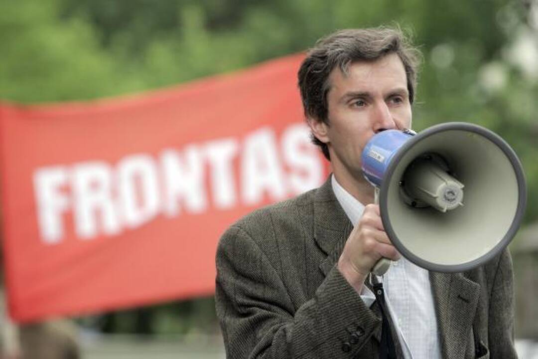 Prie prokuratūros reikalauta teisėsaugos institucijų apsivalymo