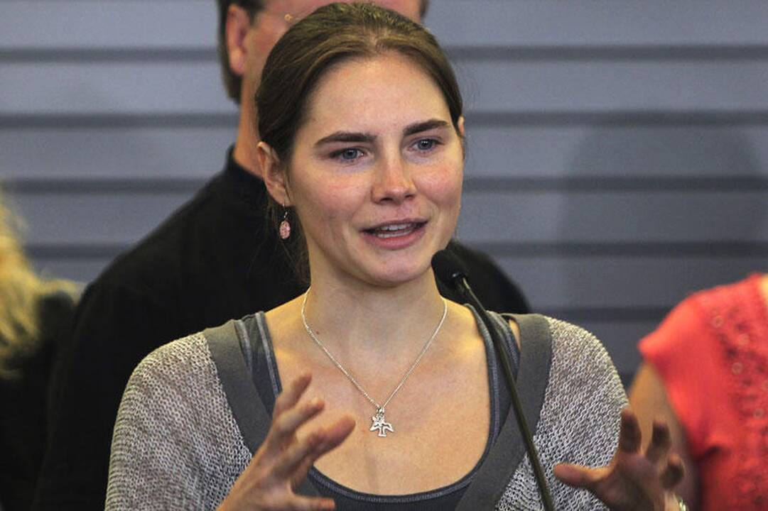 Po ketverių metų kalėjime amerikietė studentė A.Knox grįžo į tėvynę 