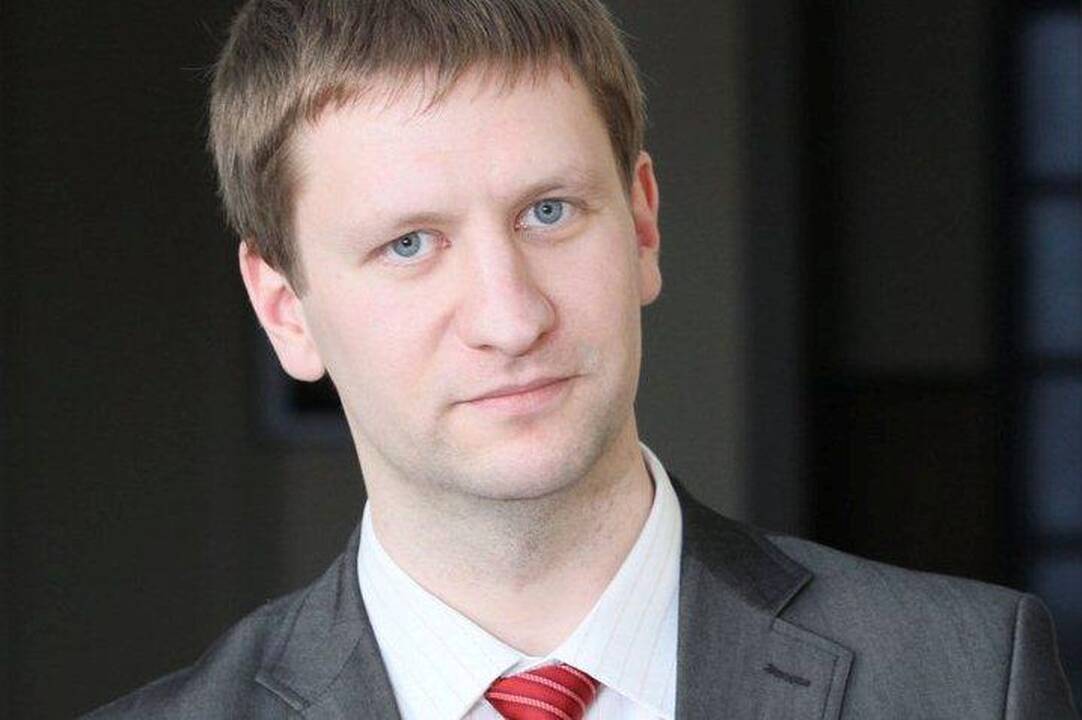 S.Vaičikauskas