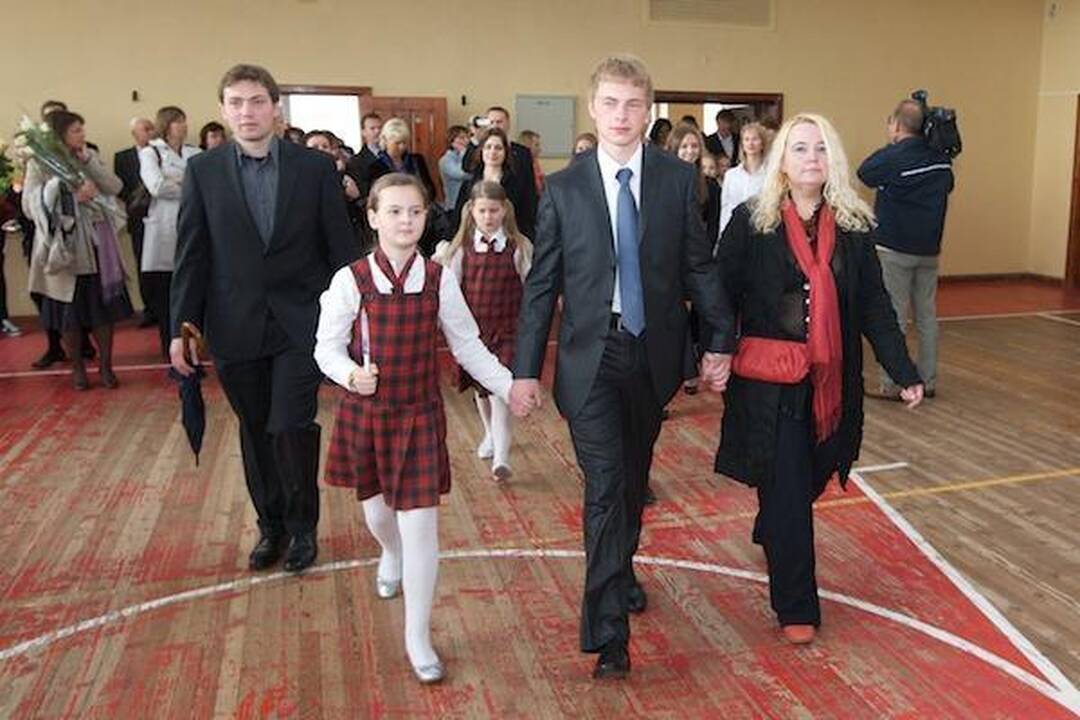 Lietuvos abiturientams skamba paskutinis skambutis