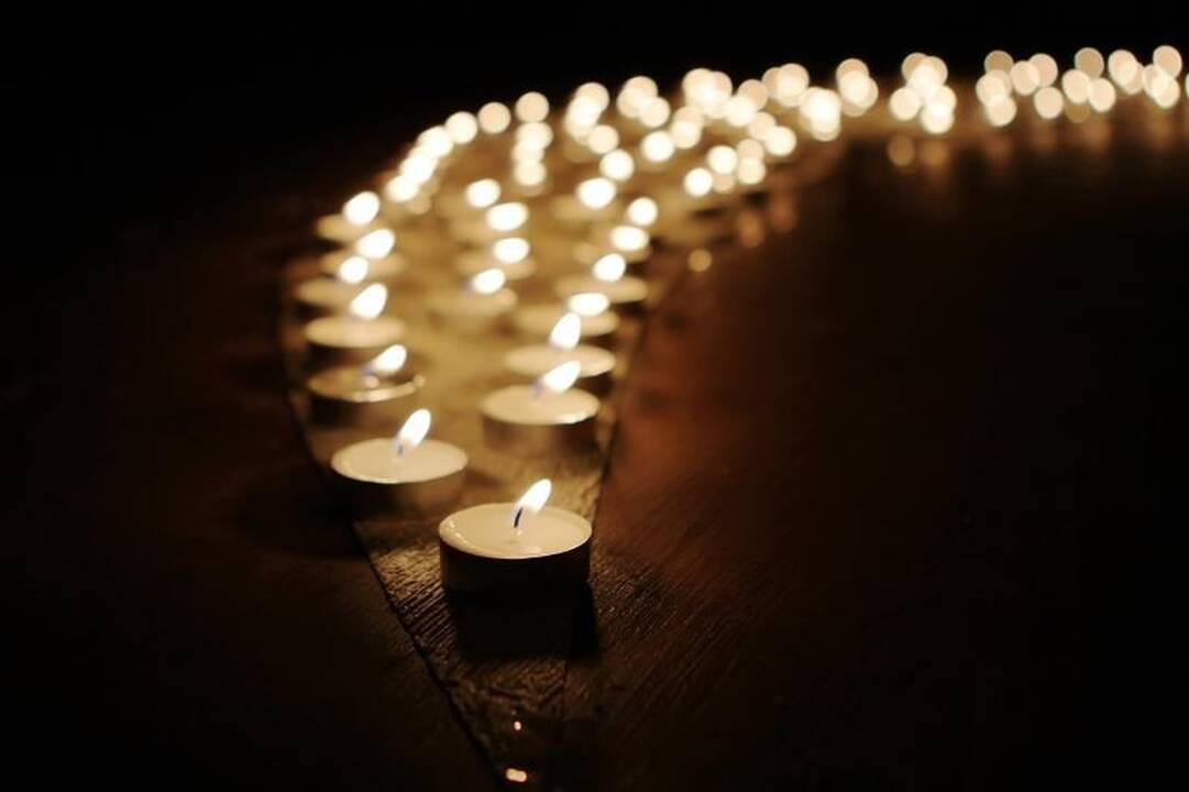 Ukrainoje mirė 18-metė šiurpaus išžaginimo auka
