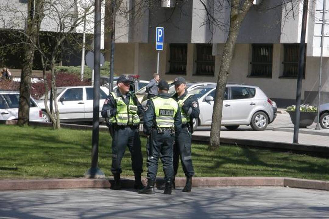 Prie Vyriausybės piketuota dėl sumažintų pensijų