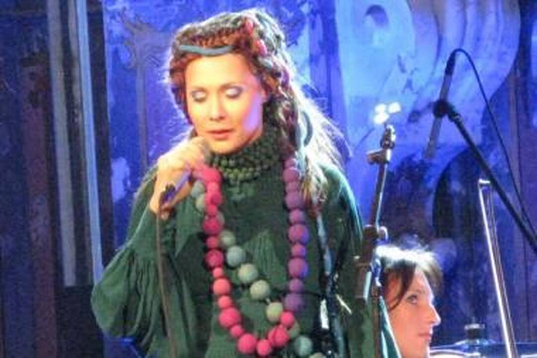 Anšlaginį turą A.Smilgevičiūtė ir „Skylė“ baigė Šv. Kotrynos bažnyčioje