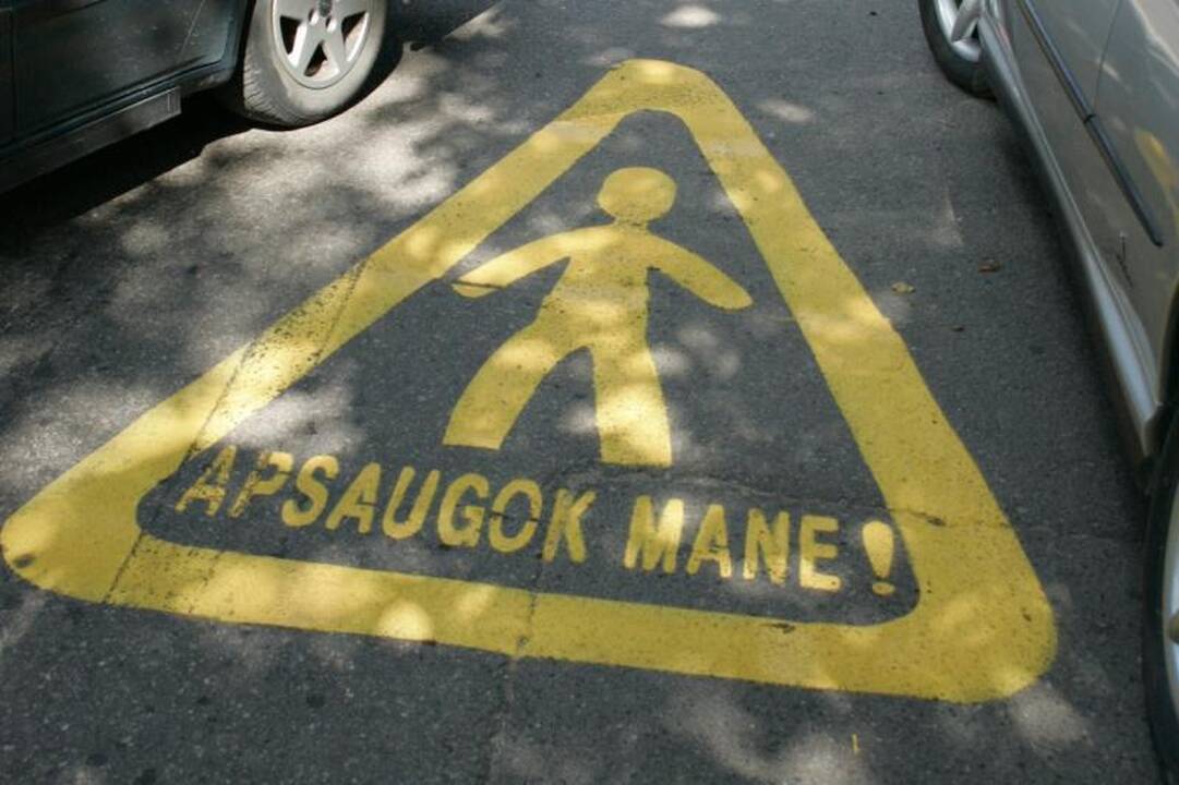 Pasirašyta sutartis dėl moksleivių draudimo