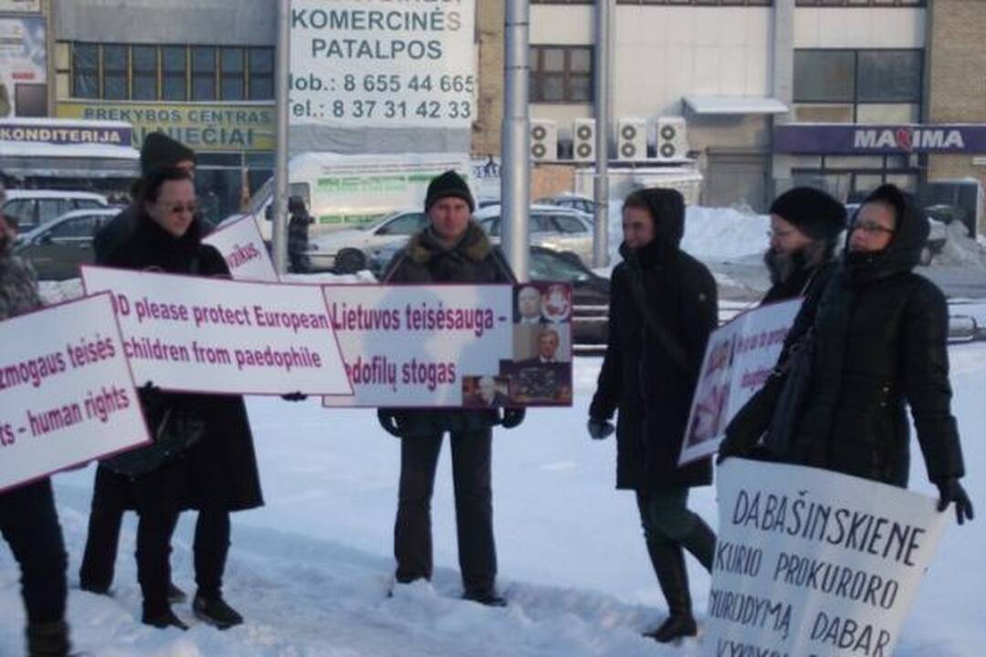 D.Kedžio šalininkai nenori, kad vaikus gintų J.Dabašinskienė