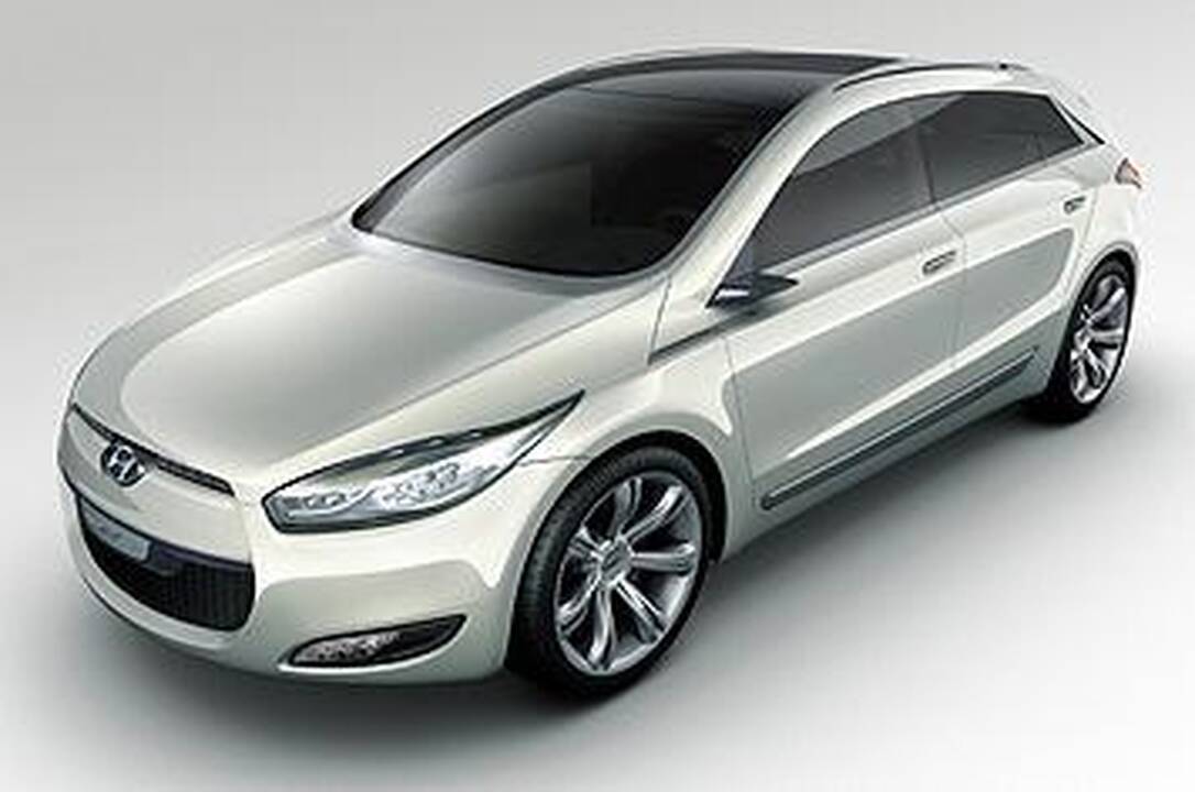 "Hyundai i40" debiutas - 2010-iais