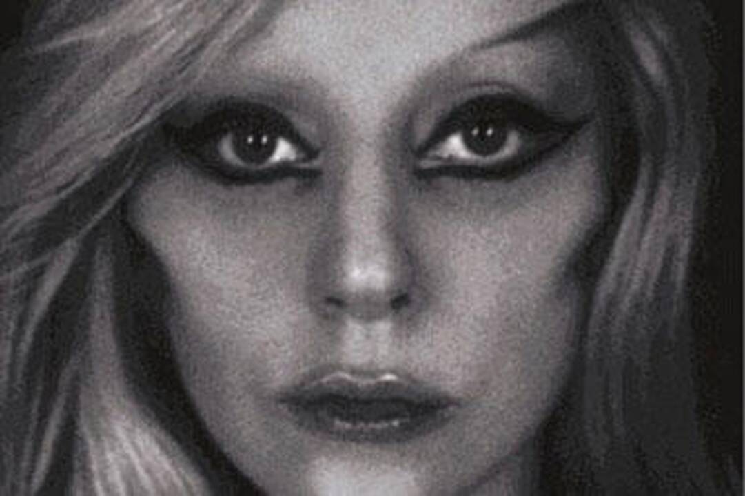 Šokiruojančia nuotrauka Lady Gaga pristatė savo naują albumą (foto)