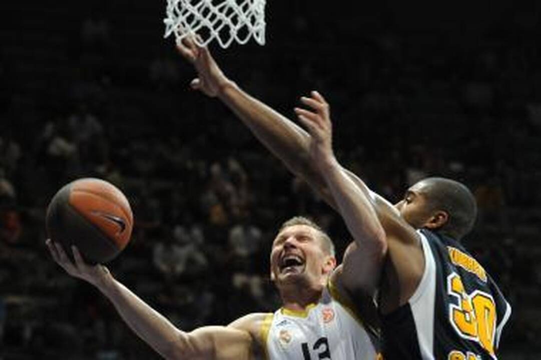 R.Kaukėno ir D.Lavrinovičiaus klubas tapo vienvaldžiu ACB lygos lyderiu 