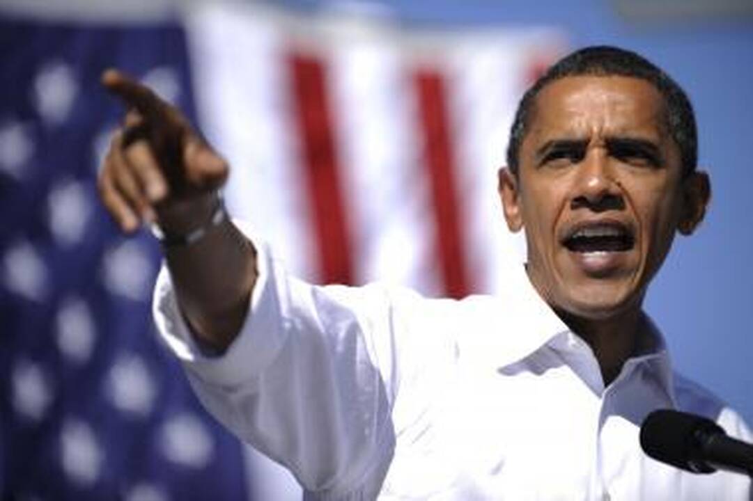 B.Obama kaltinamas nesantuokiniais ryšiais