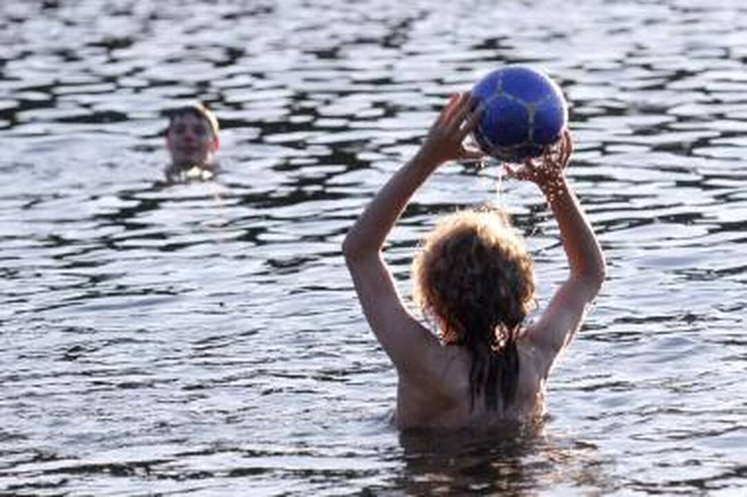Maudytis draudžiama Kulautuvos karjere ir Dubysos upėje