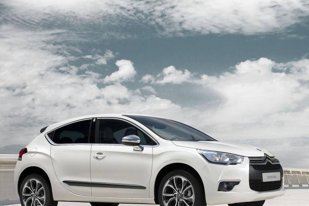 Kompaktinis automobilis estetams - "Citroen DS4"