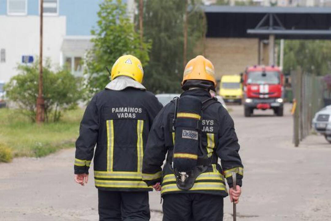 Ugniagesiai kitų metų biudžete papildomai prašo beveik 6 mln. litų