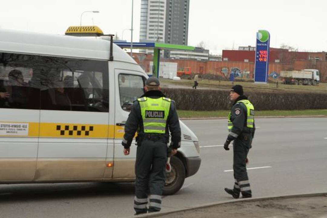 Vilniuje brangs kelionės mikroautobusais