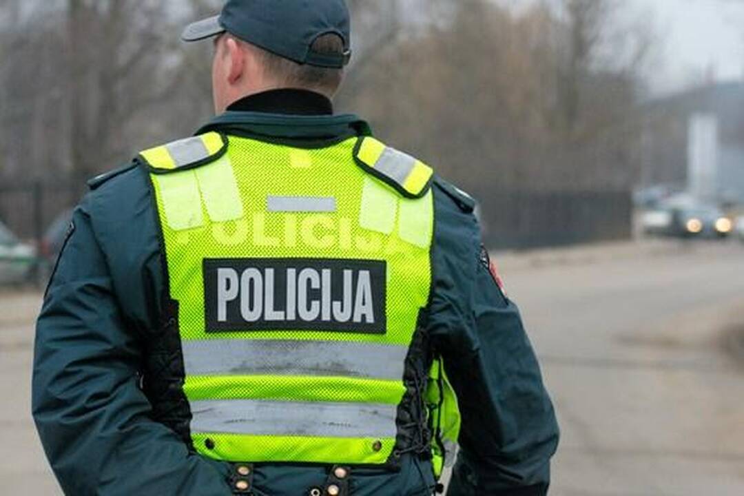 Ukmergės policija taksi keleivį tramdė elektrošoku
